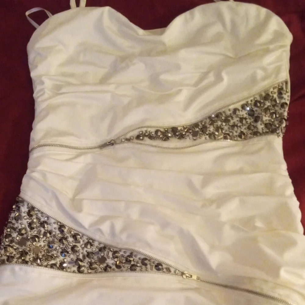 Rhinestone Rocker - Picture 1 of 7